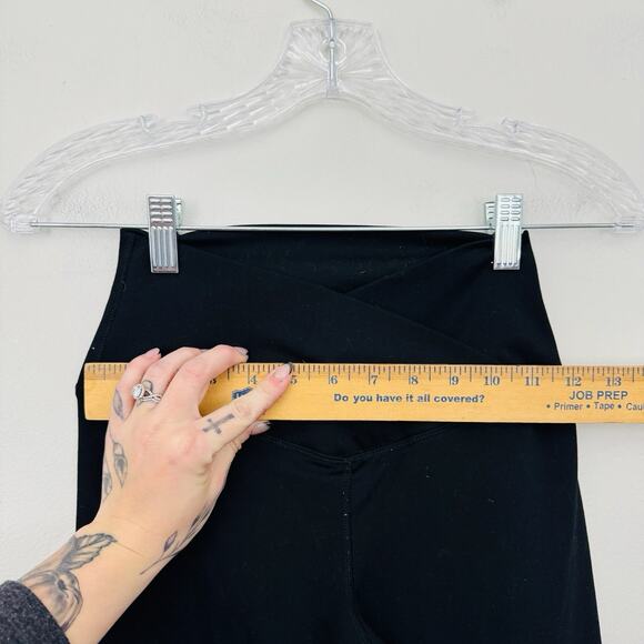 Yogalicious Lux Black Cross Front Flare Leg Black Leggings Women’s Size S - Picture 3 of 8